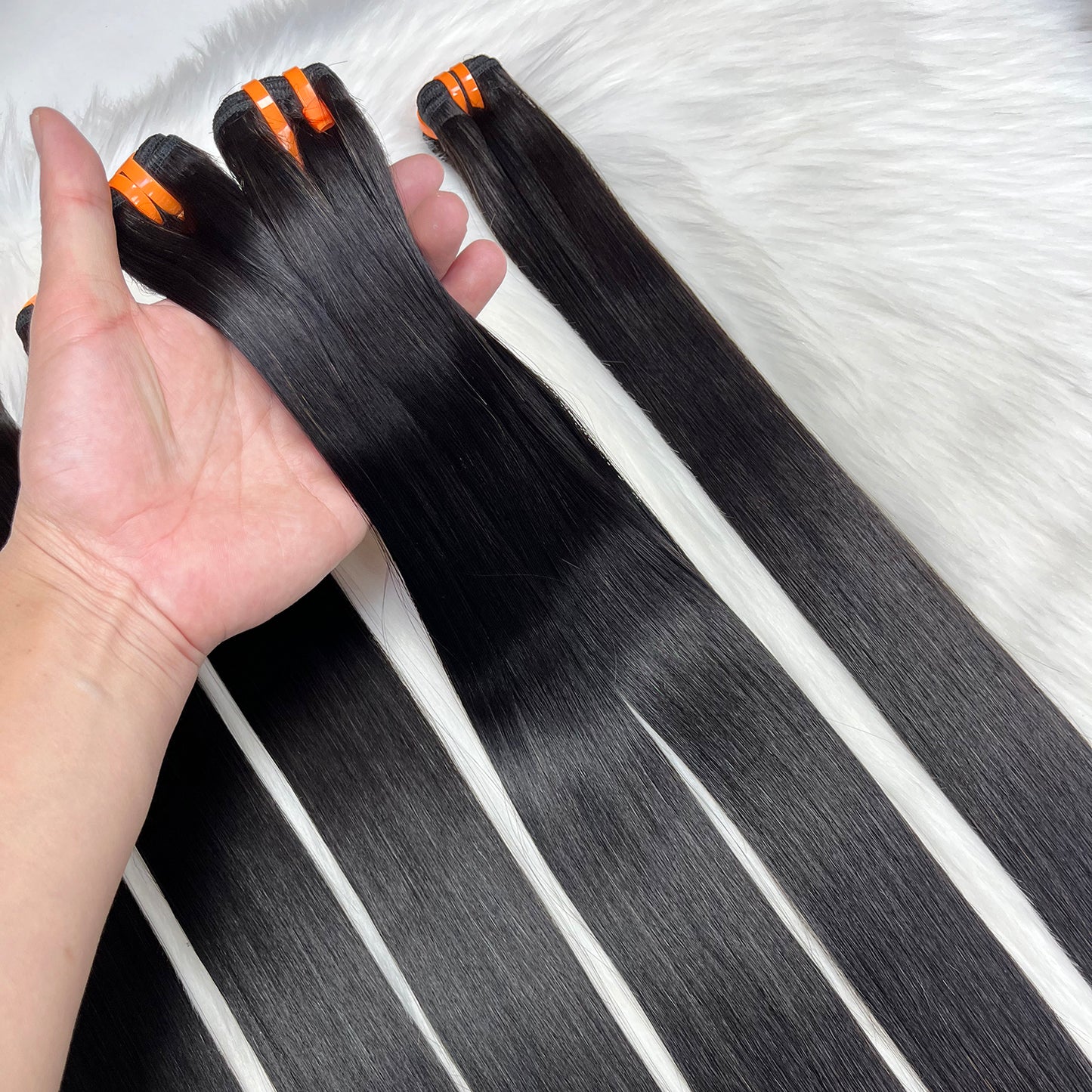 Double Drawn Bone Straight Vietnamese Human Hair Bundle With Closure
