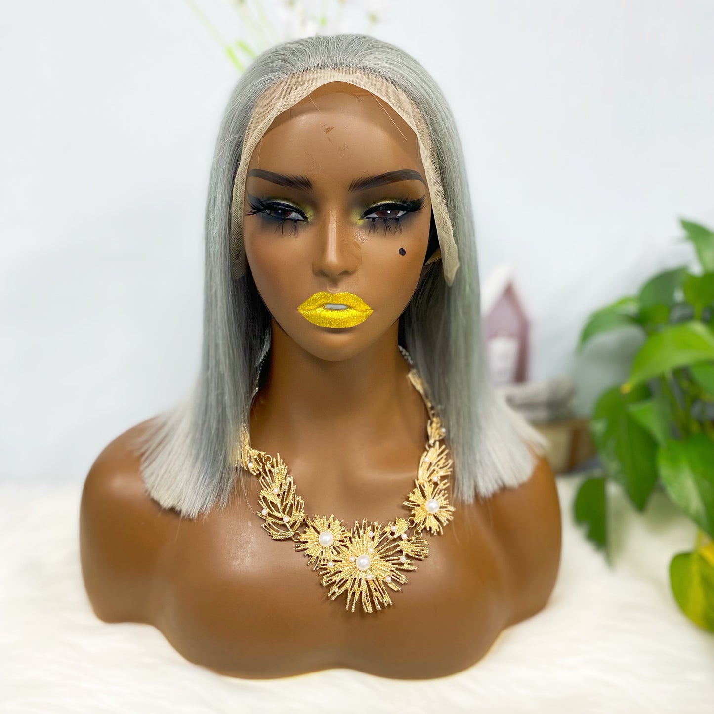 13*4 BoB Wig Perruques droites Couleur Gris Densité 200%