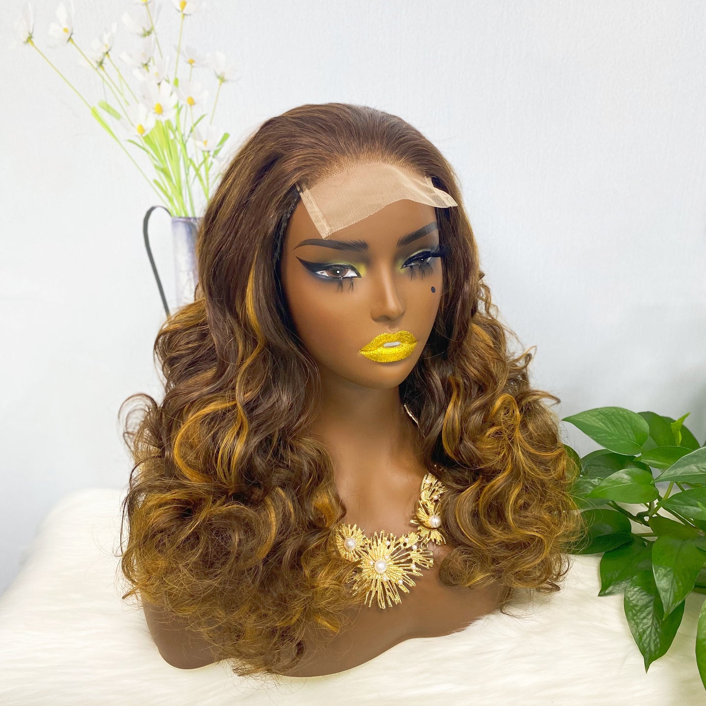 DD 4*4 Lace Wig Fumi Perruque de cheveux humains Couleur P4/27# 250% Densité