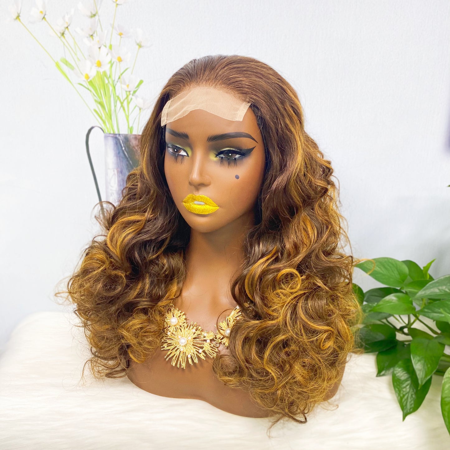 DD 4*4 Lace Wig Fumi Perruque de cheveux humains Couleur P4/27# 250% Densité