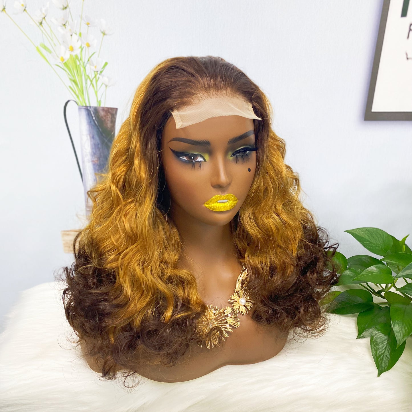 DD 4*4 Lace Wig Fumi perruque de cheveux humains couleur T4/27/4 #250% densité